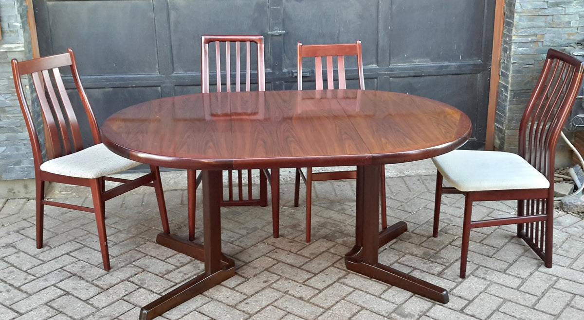 Danish MCM Rosewood Dining Table Extendable Round to Oval & 6 Chairs MINT - Mid Century Modern Toronto