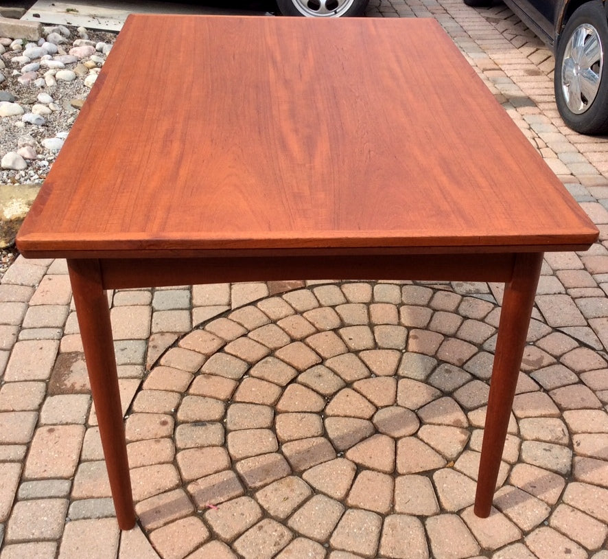 DANISH TEAK DRAW LEAF TABLE EXTENDABLE WITH 2 LEAVES REFINISHED - Mid Century Modern Toronto