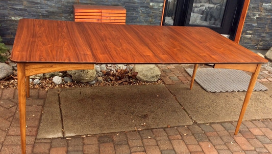 Mid Century Modern Walnut Dining Table Extendable w 2 leaves REFINISHED - Mid Century Modern Toronto