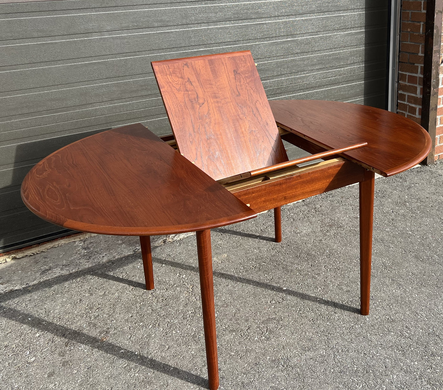 REFINISHED Mid Century Modern Teak Table Round w Butterfly Leaf 43"-61"