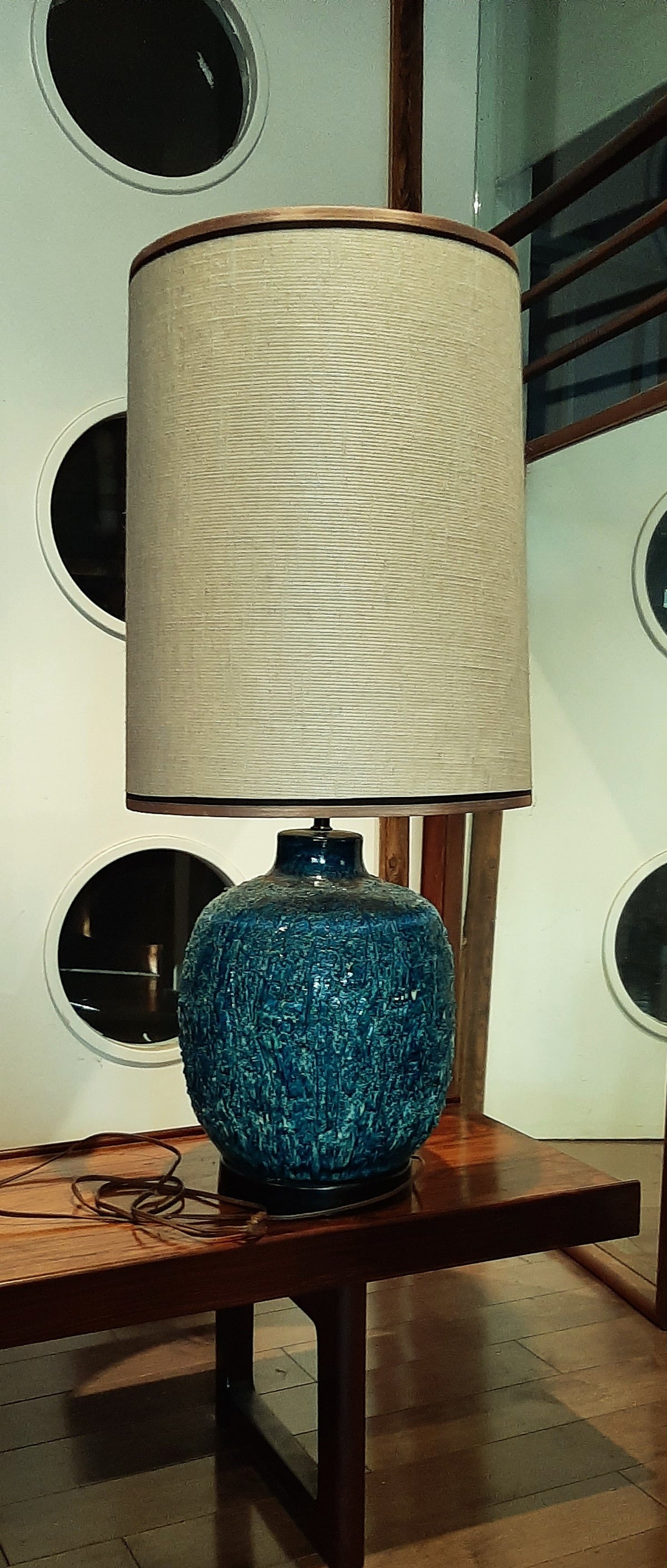 Large Mid Century Modern Turqoise Glazed Pottery Lamp, H 34