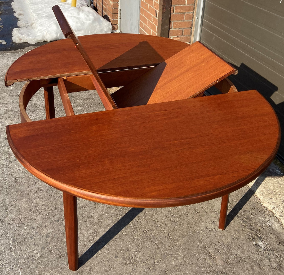 REFINISHED MCM Teak Extension Table & 6 Chairs by Elliotts of Newbury will be REUPHOLSTERED, Perfect