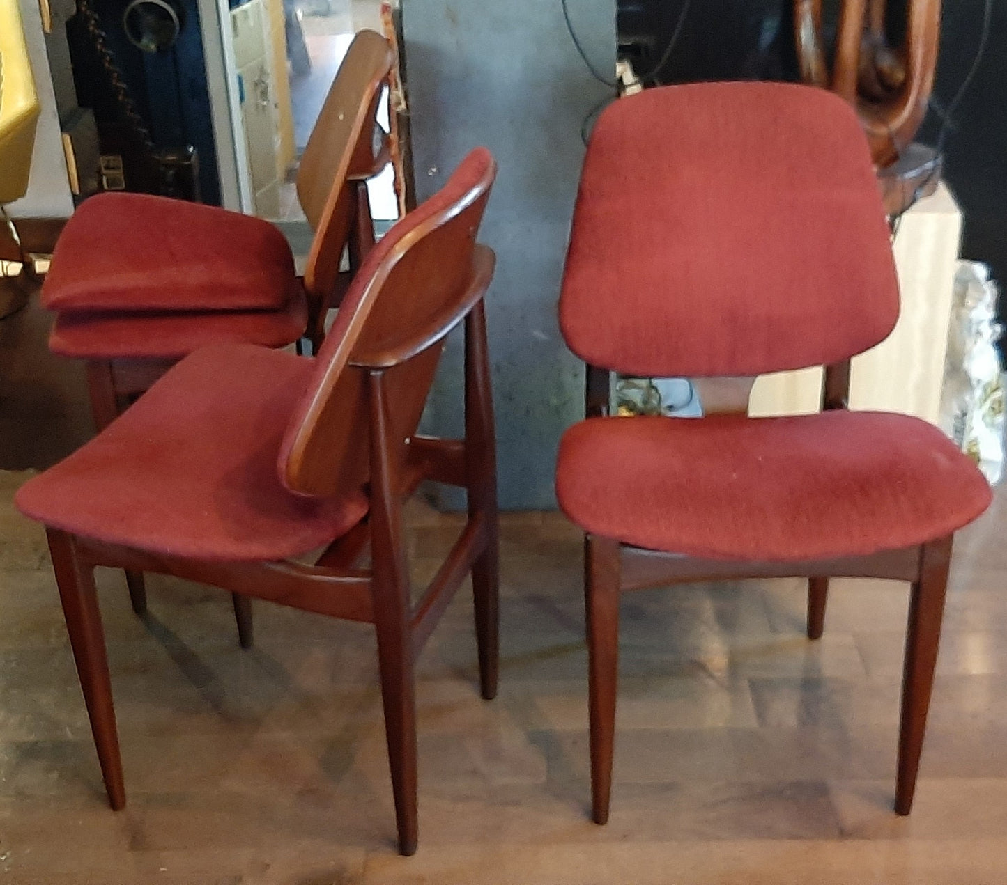 REFINISHED MCM Teak Extension Table & 6 Chairs by Elliotts of Newbury will be REUPHOLSTERED, Perfect