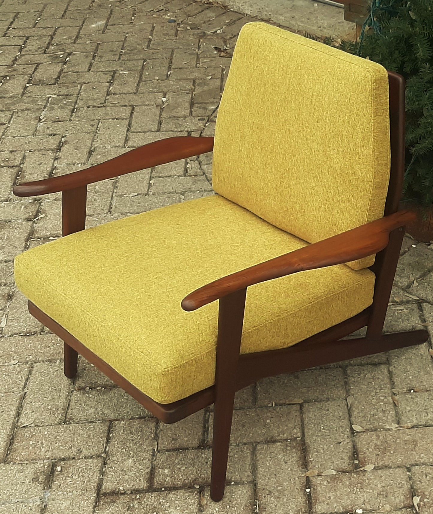 REFINISHED REUPHOLSTERED Danish Mid-Century Modern Teak Lounge Chair by Komfort, Perfect