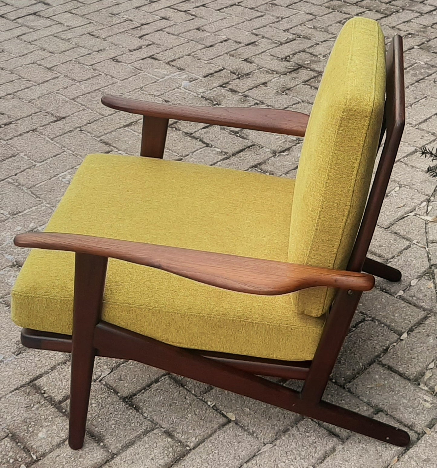 REFINISHED REUPHOLSTERED Danish Mid-Century Modern Teak Lounge Chair by Komfort, Perfect