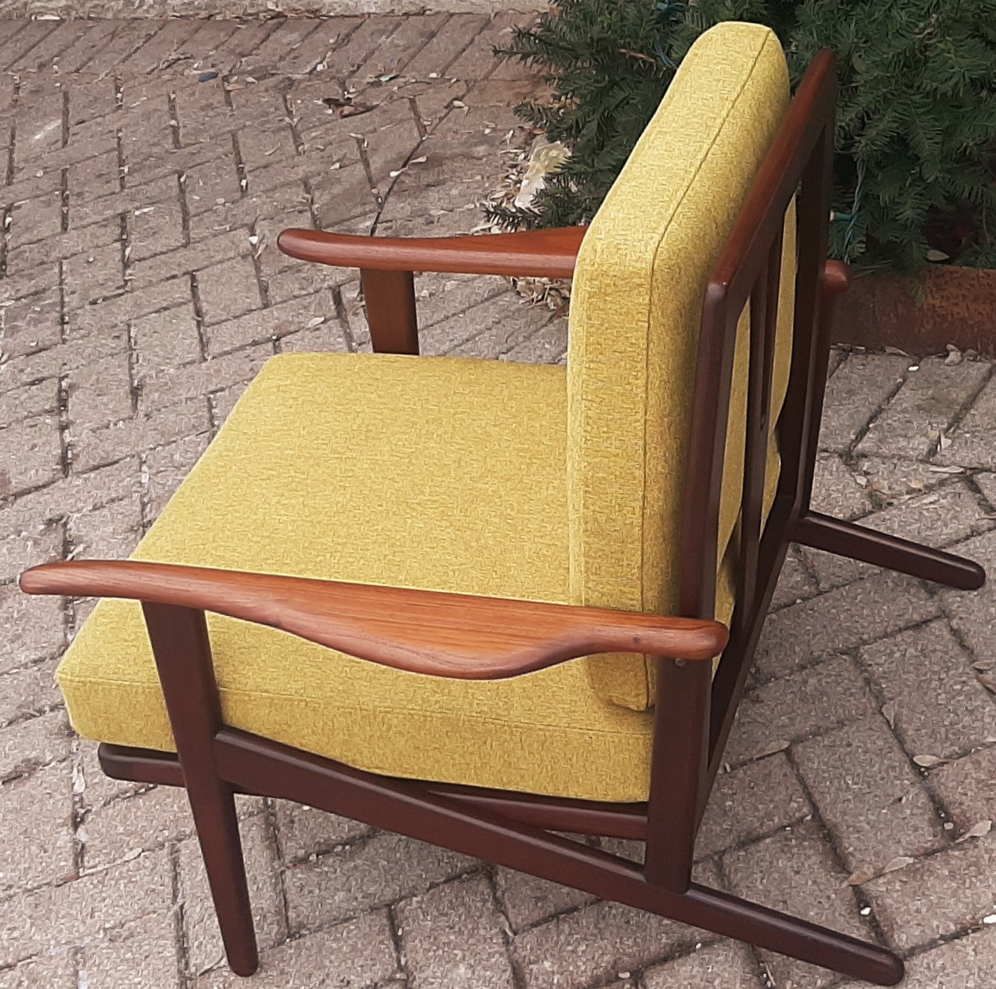 REFINISHED REUPHOLSTERED Danish Mid-Century Modern Teak Lounge Chair by Komfort, Perfect