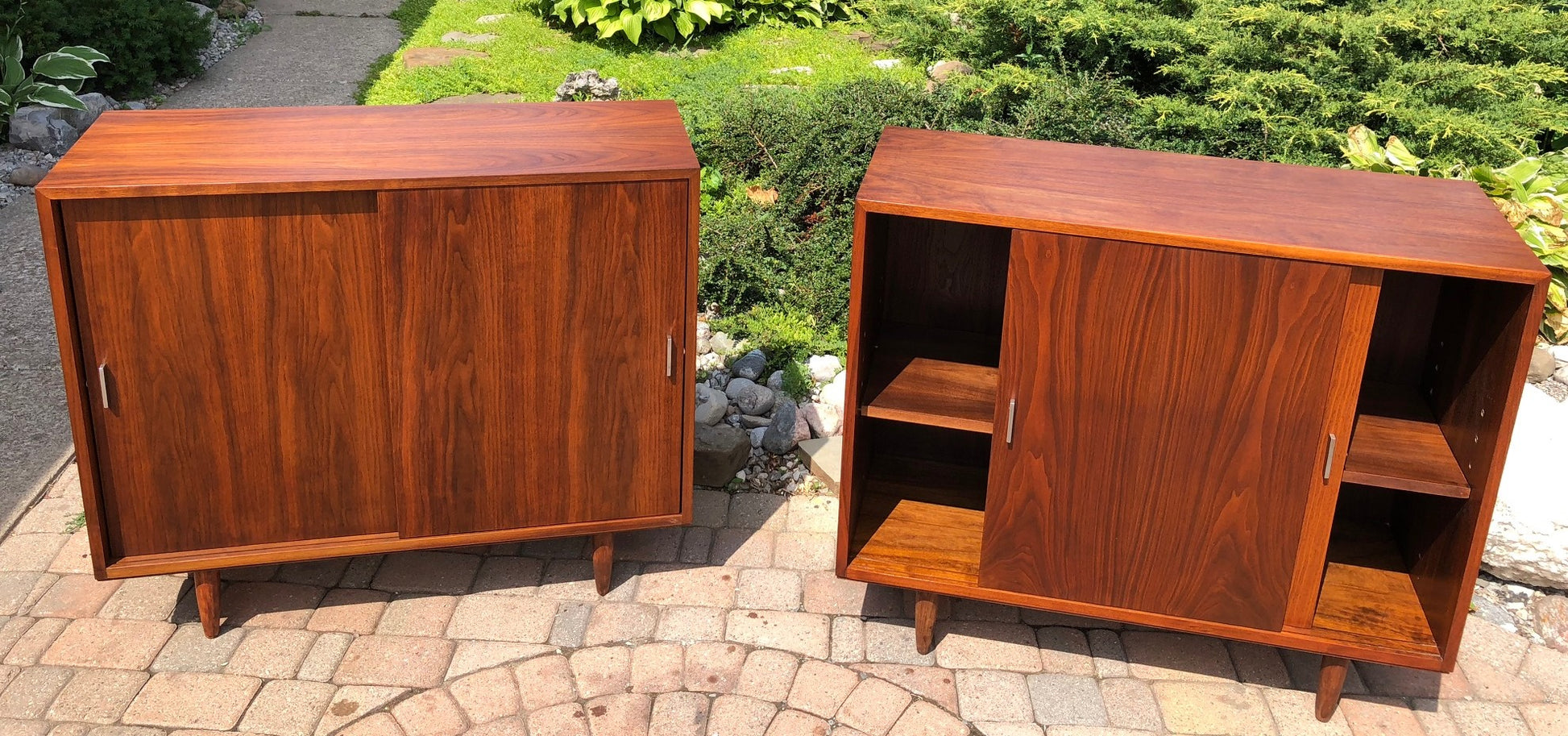 REFINISHED MCM Walnut Sideboard TV Media Record Console 37” - Mid Century Modern Toronto