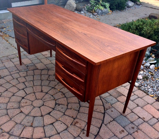 REFINISHED Danish Mid Century Modern Teak Desk. Finished on all sides. - Mid Century Modern Toronto