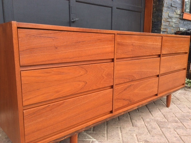 REFINISHED MCM Teak Queen Bed & Dresser 9 Drawers - Mid Century Modern Toronto