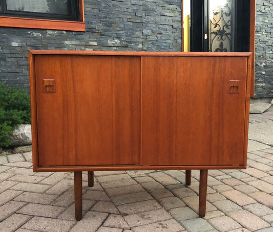 REFINISHED MCM Teak Sideboard TV Media Console 36" - Mid Century Modern Toronto