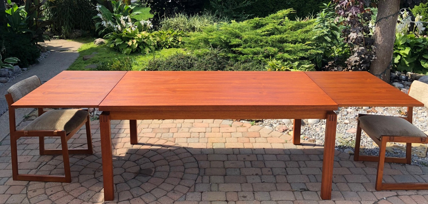 REFINISHED Large Danish MCM Teak Draw Leaf Table 65"-113" - Straight lines Finger Joints - Mid Century Modern Toronto