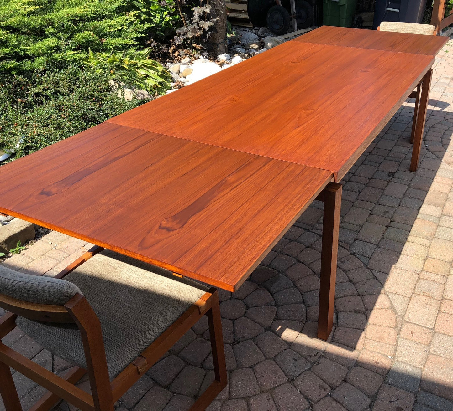 REFINISHED Large Danish MCM Teak Draw Leaf Table 65"-113" - Straight lines Finger Joints - Mid Century Modern Toronto