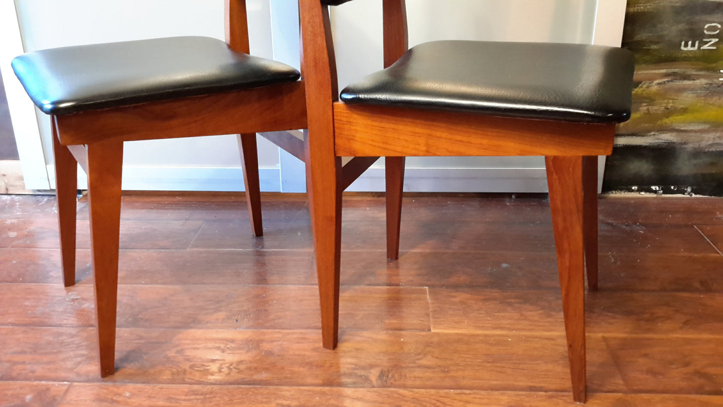 2 Mid Century Modern Teak Chairs Mint, $50 each - Mid Century Modern Toronto