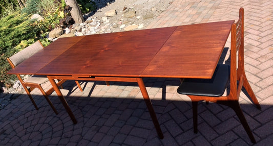REFINISHED Mid Century Modern Teak Dining Table Extendable with 2 Leaves / Draw Leaf/ Pocket Leaf made in Denmark - Mid Century Modern Toronto