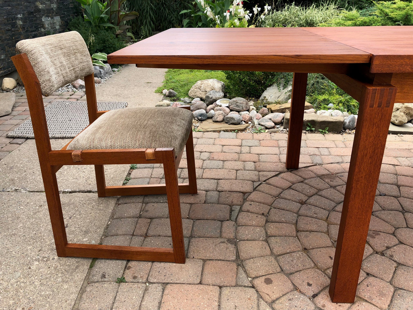 REFINISHED Large Danish MCM Teak Draw Leaf Table 65"-113" - Straight lines Finger Joints - Mid Century Modern Toronto