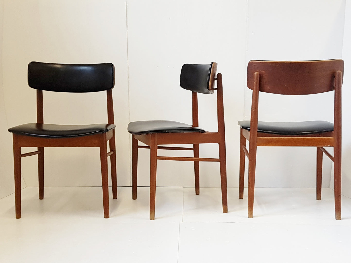 4+1 Danish RESTORED Mid Century Modern Teak Chairs by S. CHROBAT for SAX - Mid Century Modern Toronto