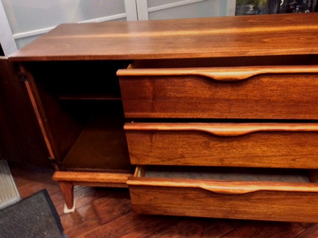 Mid Century Modern Walnut Buffet Sideboard REFINISHED 5 ft - Mid Century Modern Toronto