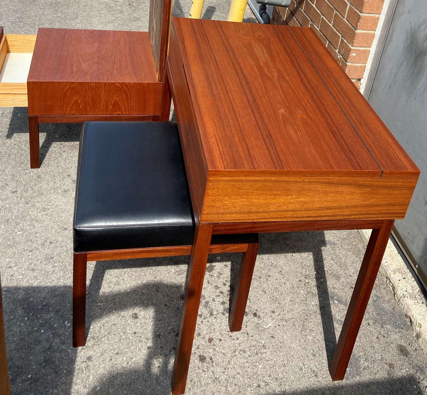 REFINISHED Mid Century Modern Teak Vanity & Ottoman by Reff/ Knoll, PERFECT