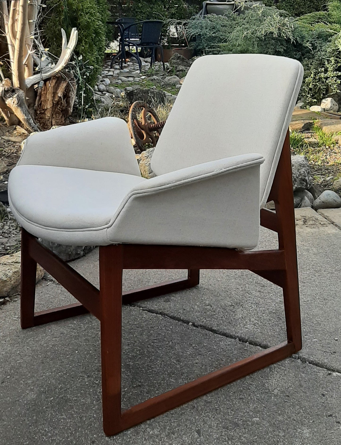 REFINISHED Danish Mid-Century Modern Teak Lounge Chair by Illum Wikkelsø