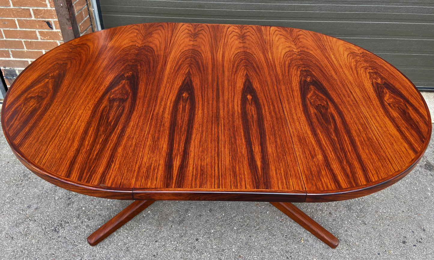 REFINISHED Danish Mid Century Modern Rosewood Table Round to Oval w 2 Leaves 47"-87"