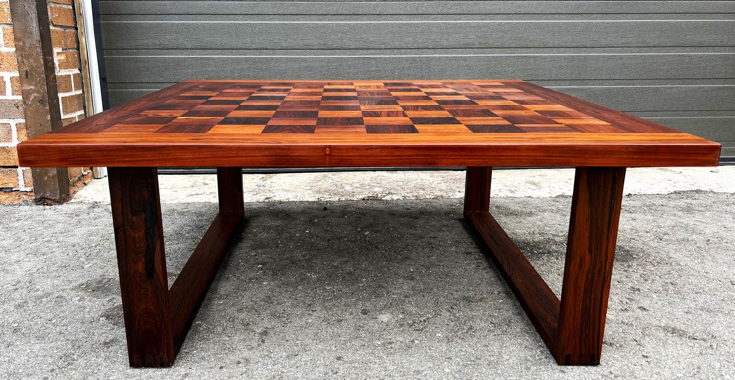 REFINISHED Mid Century Modern Rosewood Coffee Table by A. Vodder for France & Son