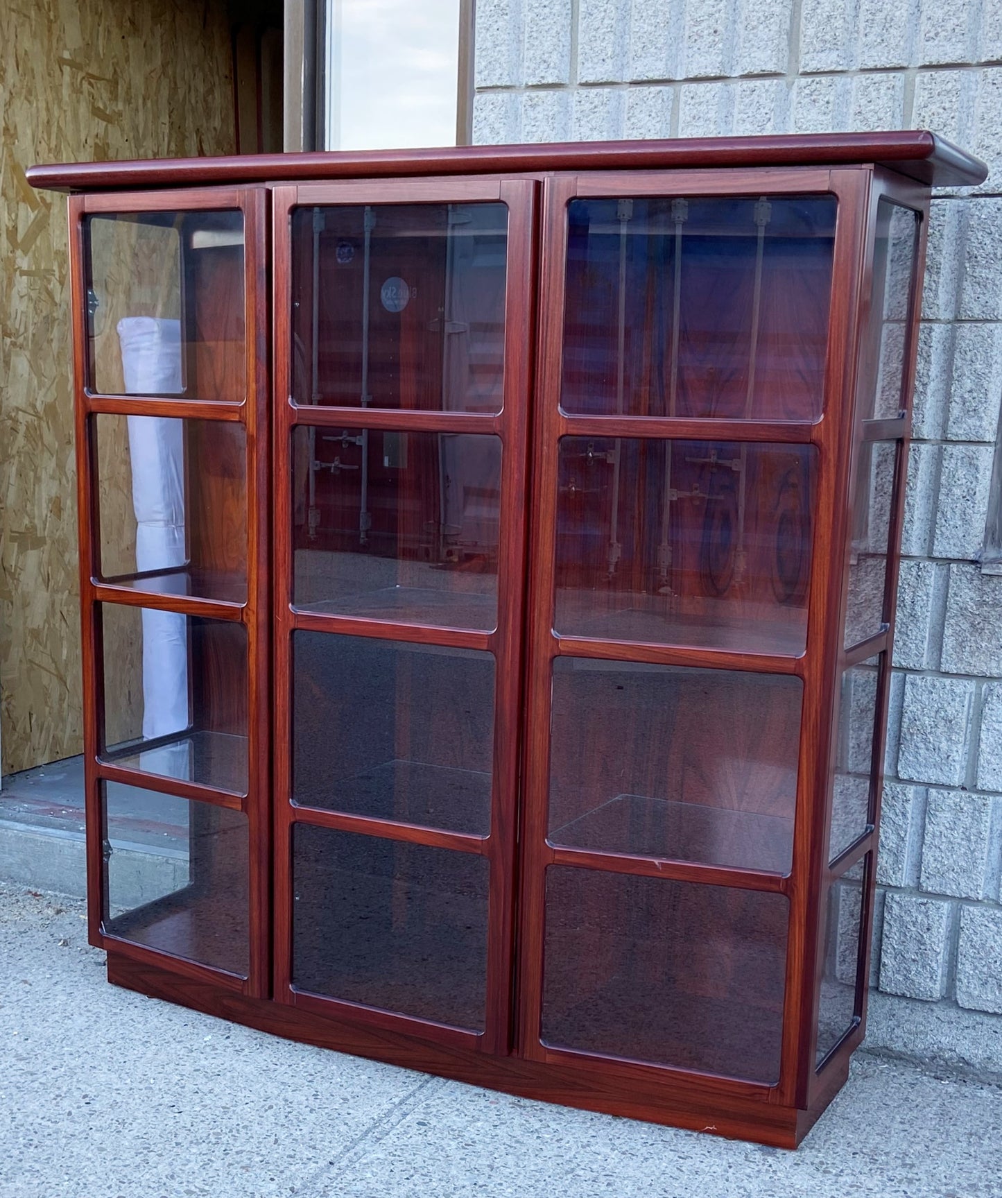 RESTORED Danish Mid Century Modern Rosewood Display with Lighting PERFECT