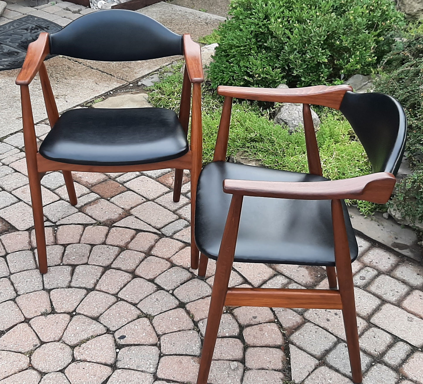 2 REFINISHED Mid Century Modern Teak Armchairs by T. Harlev for Farstrup