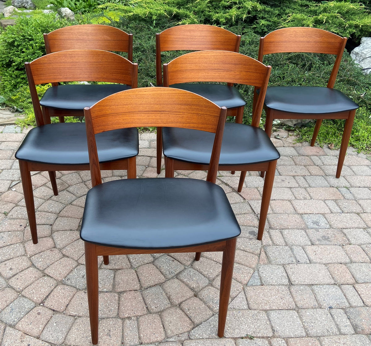 6 Danish Mid Century Modern Teak Chairs by Jydsk Møbelindustri