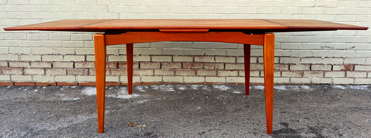 REFINISHED Danish Mid Century Modern Teak Table Draw Leaf, Floating Look 52