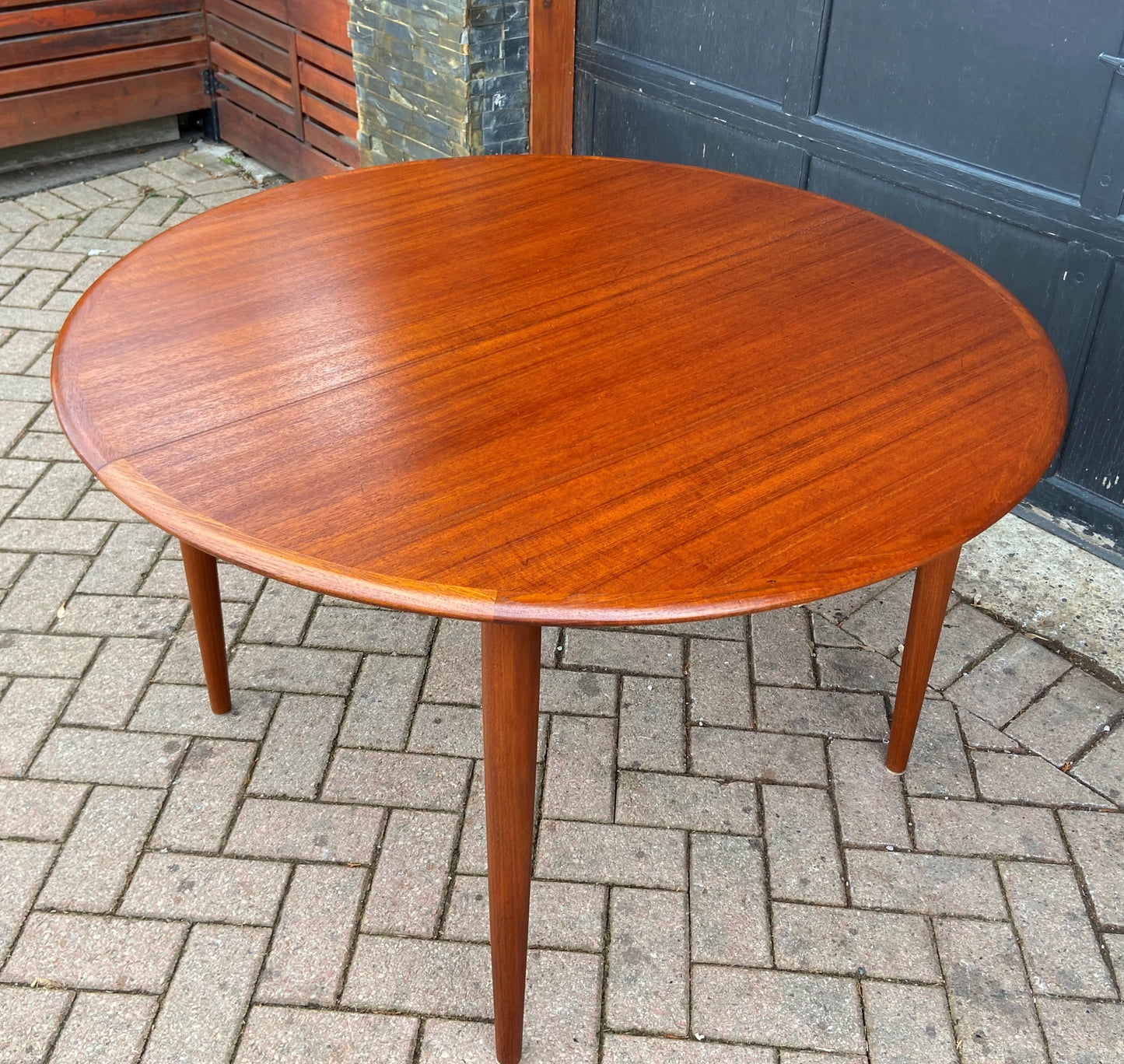 REFINISHED Danish MCM Teak Table Round with 2 Leaves by Skovmand and Andersen for Moreddi, 47"-86"