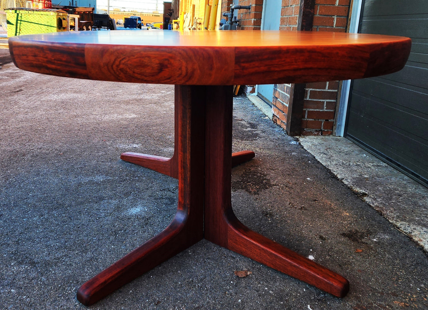 REFINISHED Danish Mid Century Modern Rosewood Table Round w 1 Leaf, 47"-66.5"