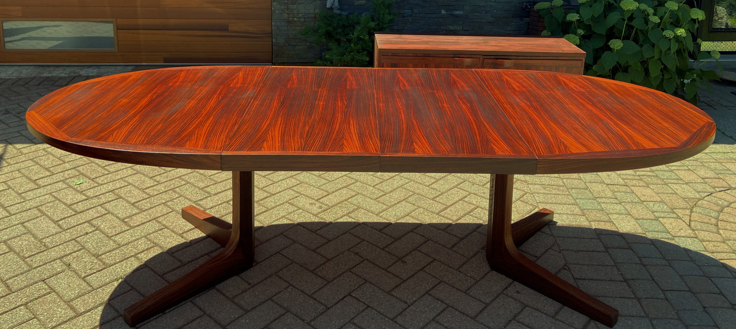 REFINISHED Danish Mid Century Modern Rosewood Table w 2 Leaves by Dyrlund, 64"-103.5"