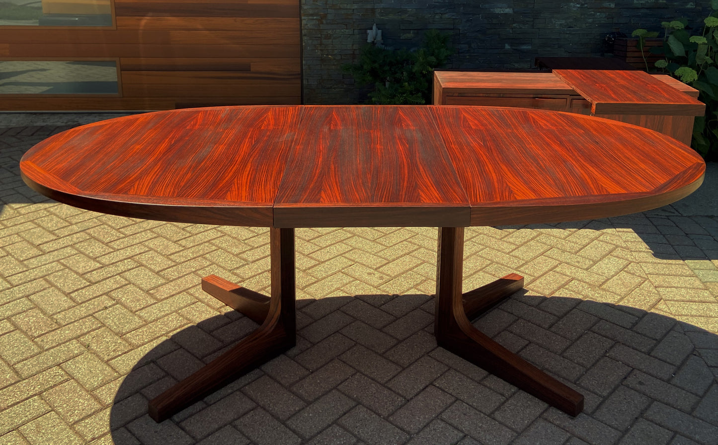 REFINISHED Danish Mid Century Modern Rosewood Table w 2 Leaves by Dyrlund, 64"-103.5"