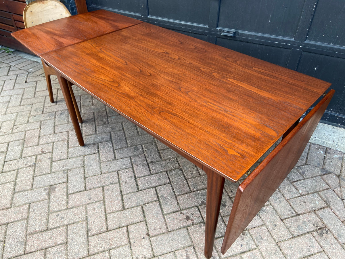 REFINISHED Danish MCM Teak Drop Leaf Table by Arne Vodder for Vamo 54.5