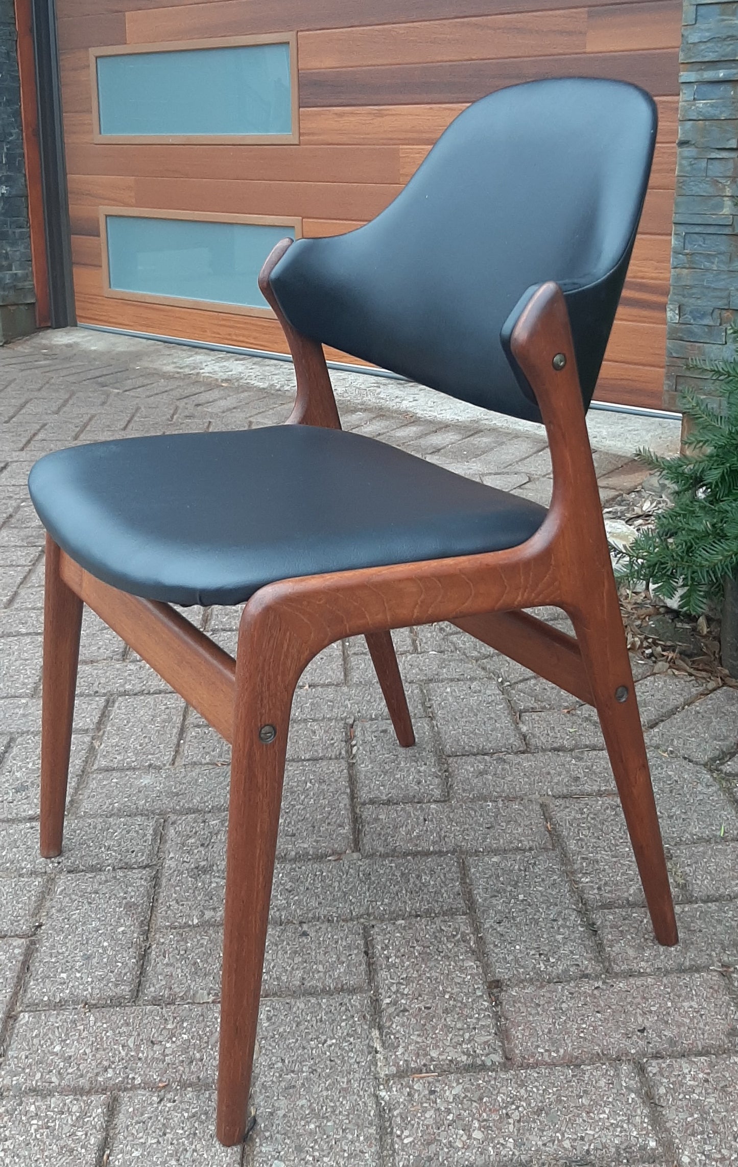 REFINISHED Danish Mid-Century Modern Teak Chair by Ejvind A. Johansson for Gern Mobelfabrik