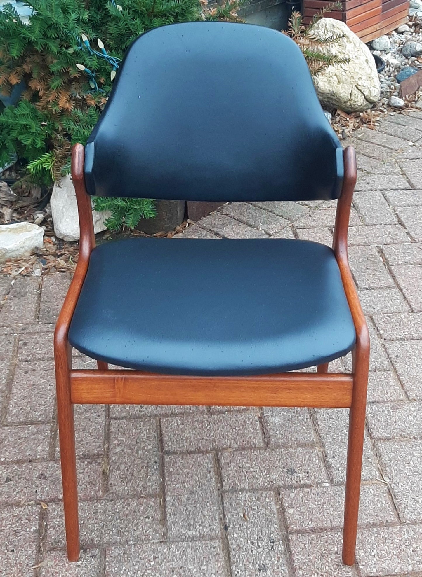 REFINISHED Danish Mid-Century Modern Teak Chair by Ejvind A. Johansson for Gern Mobelfabrik