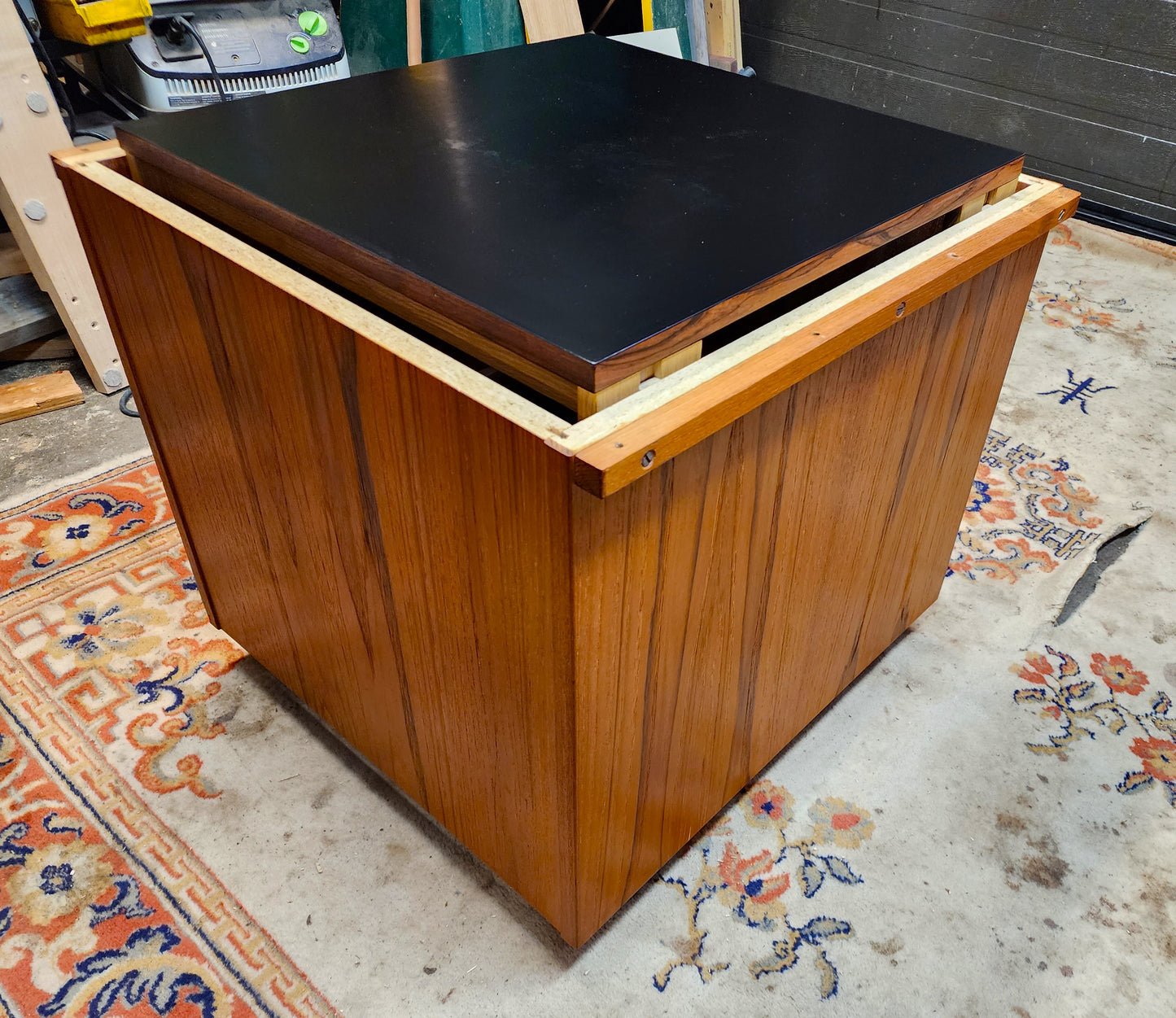 REFINISHED MCM Rolling Teak Coffee Table w Hydraulic Pop-Up Bar by Kai Kristiansen