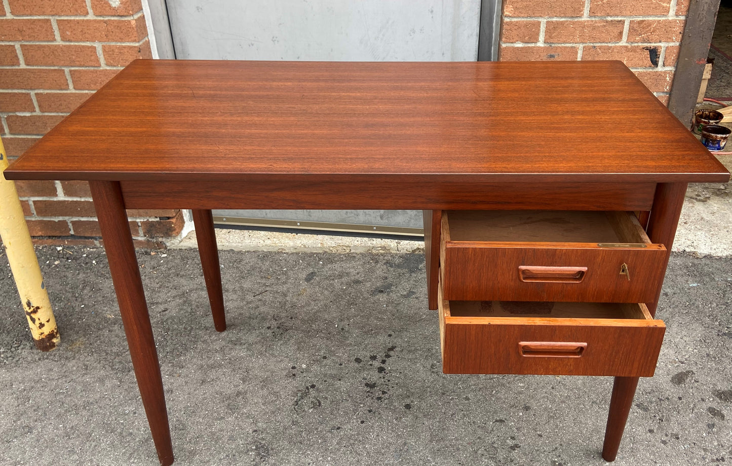 REFINISHED Danish Mid Century Modern Teak Desk Free Standing, Compact