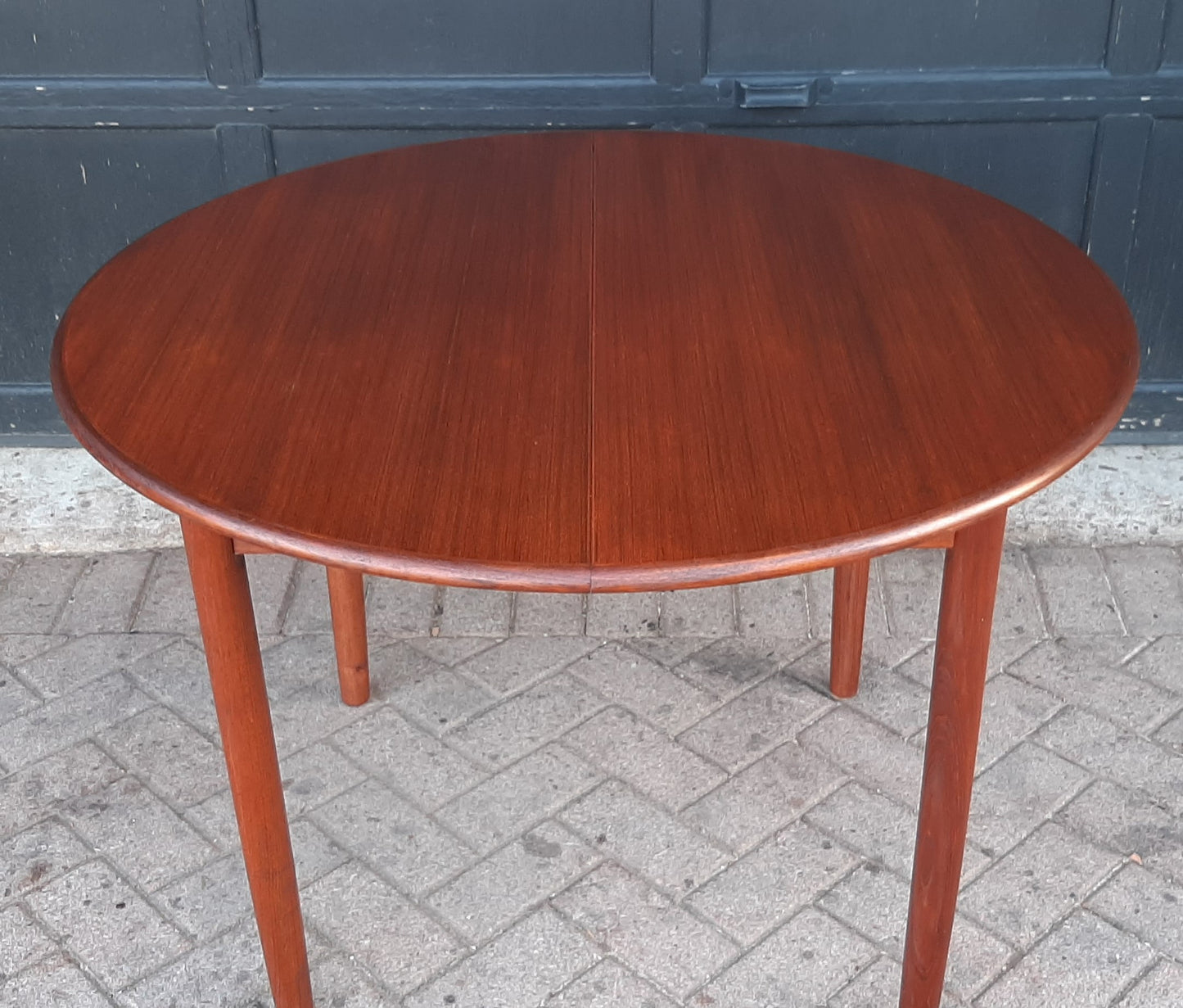 REFINISHED Danish MCM Teak Table Round to Oval w 1 Leaf 41.5"-61", PERFECT