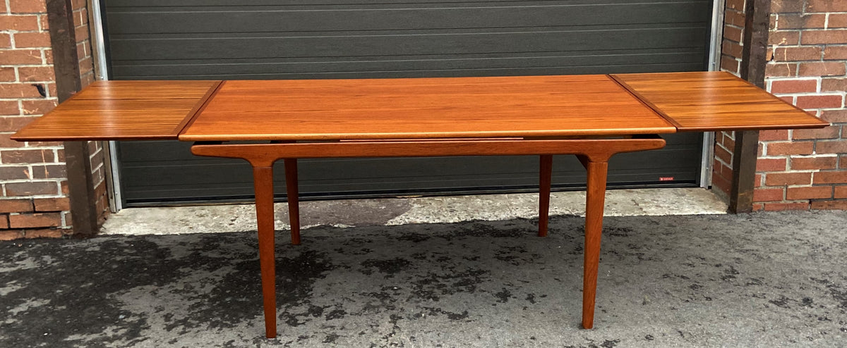 REFINISHED Danish MCM Teak Dining Table w 2 Leaves by Niels O. Moller, PERFECT, 63