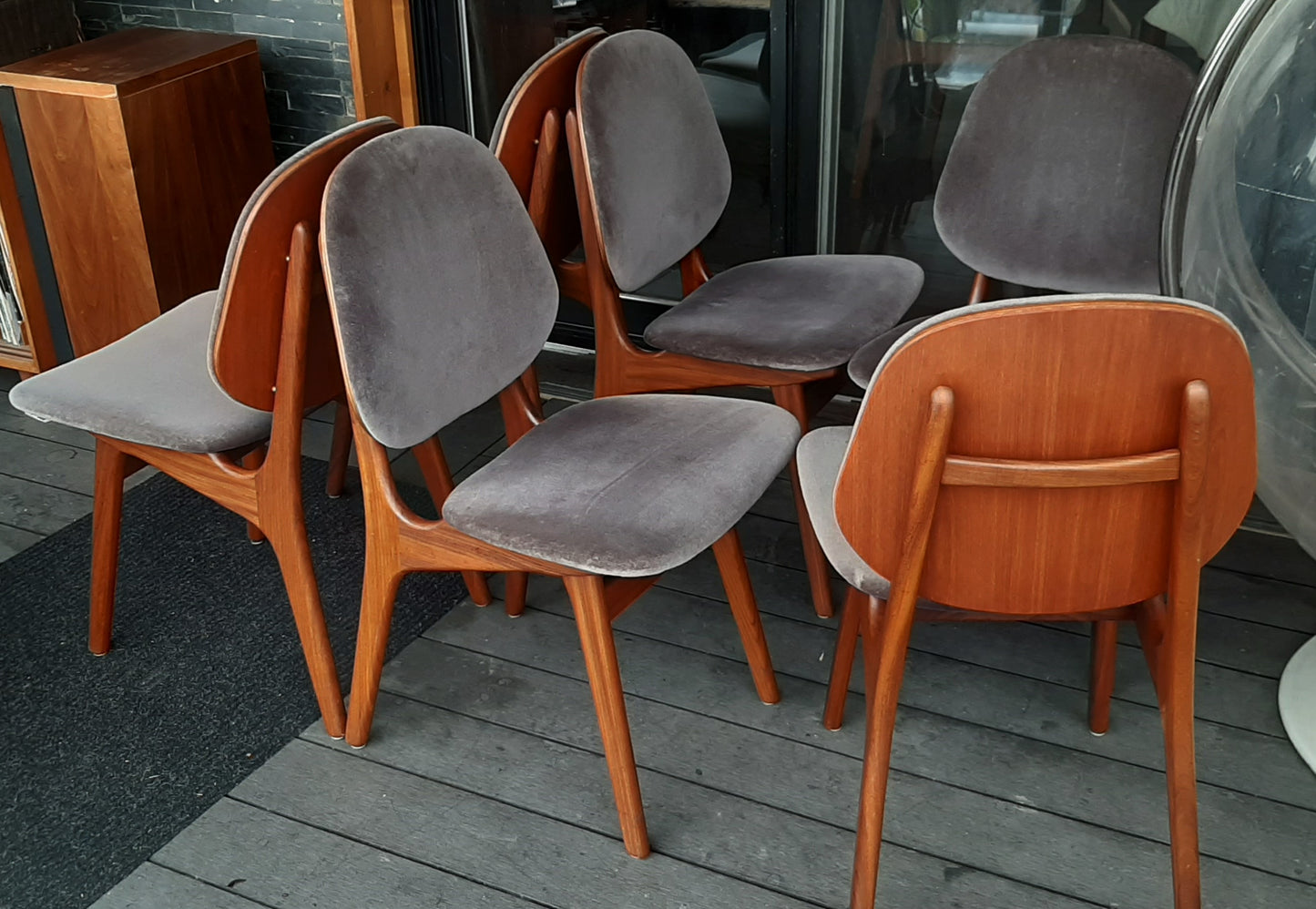 6 REFINISHED Danish MCM Teak Shield Back Chairs by Arne Hovmand-Olsen