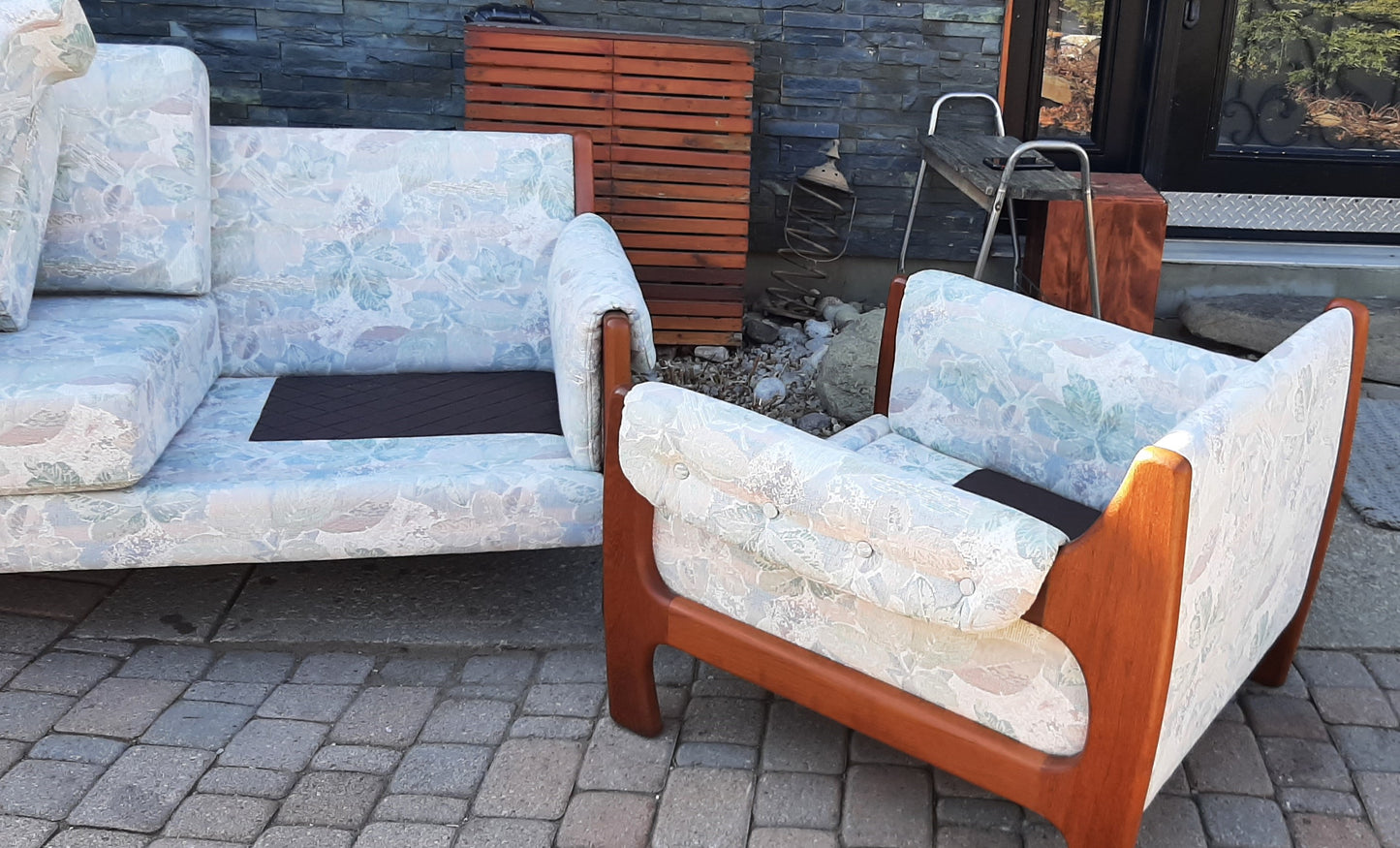 REFINISHED REUPHOLSTERED Danish MCM Teak Sofa 4-Seater and Armchair, Perfect