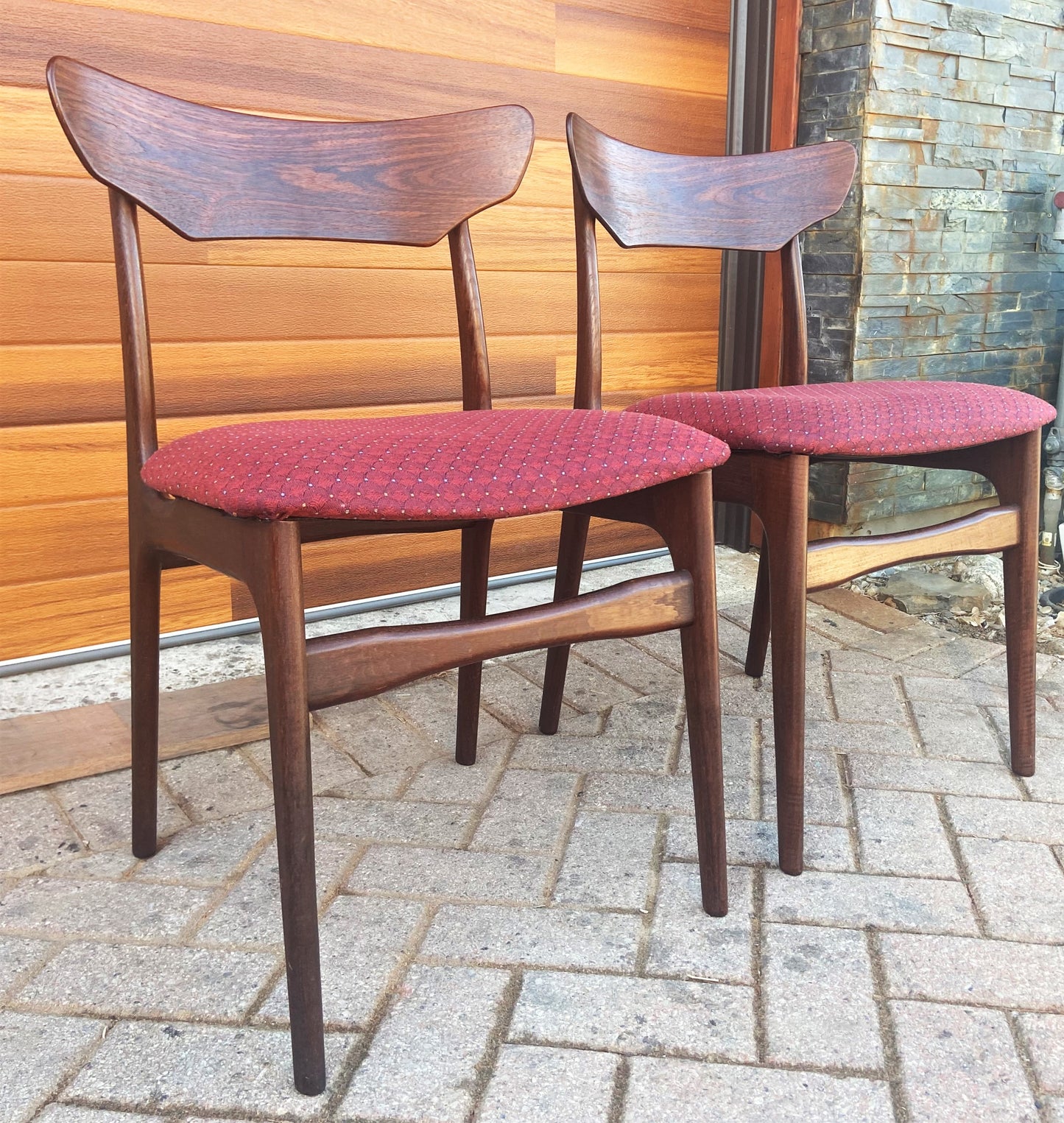 Set of 2 Danish Mid Century Modern Rosewood Chairs by Schønning & Elgaard
