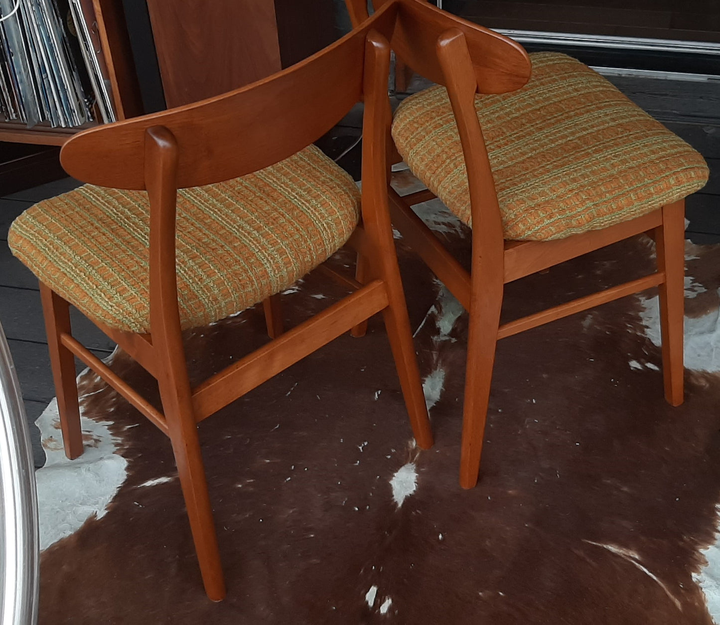 Set of 2 Danish Mid Century Modern Teak Chairs Restored, perfect