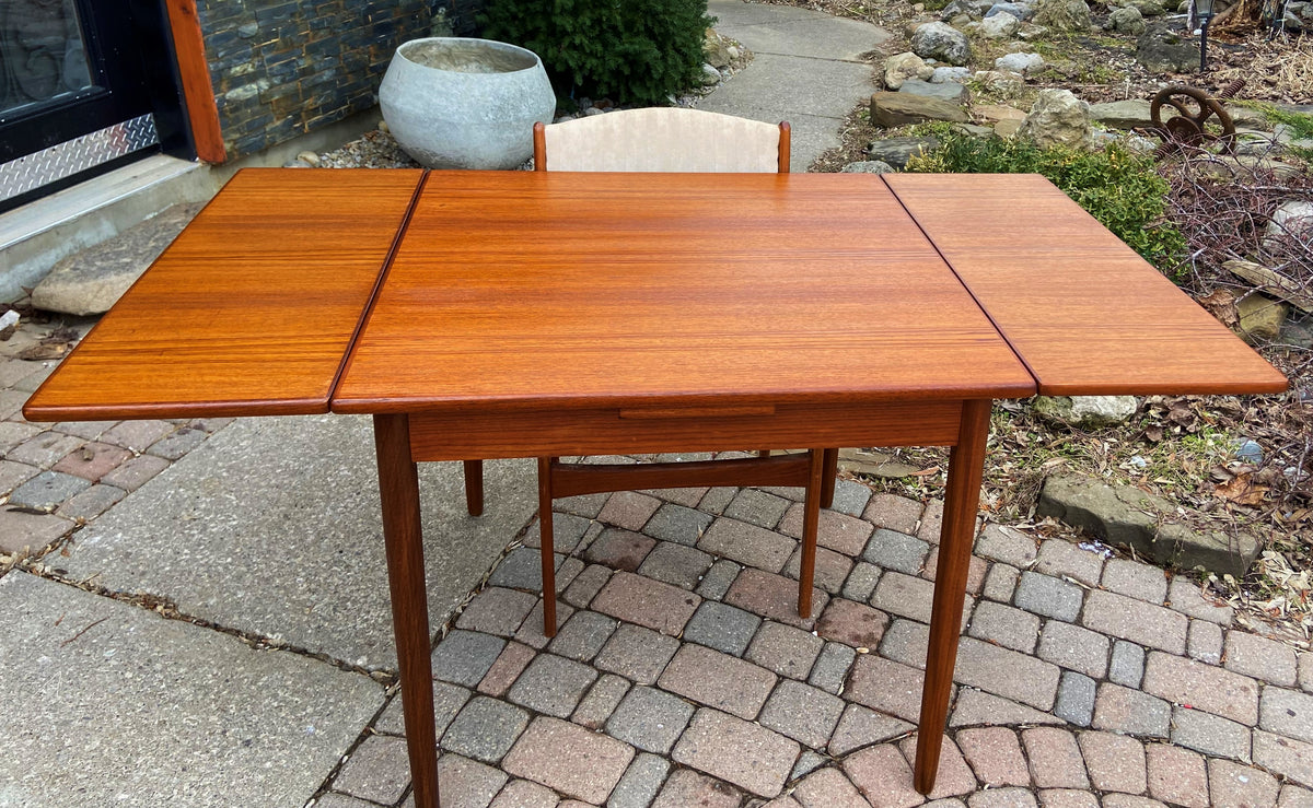 REFINISHED Danish Mid Century Modern Teak Table Draw Leaf, 33