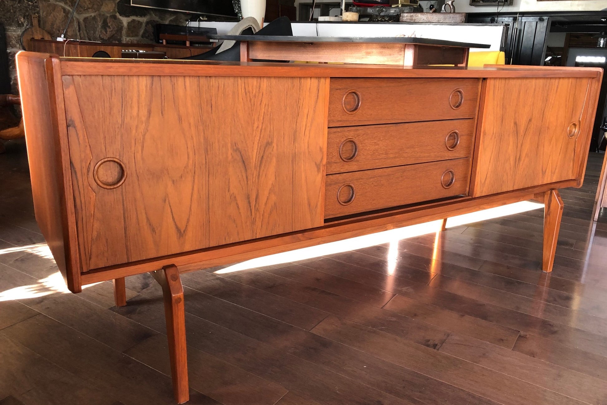Danish MCM Teak TV Records Media Console 63"LOW profile, perfect - Mid Century Modern Toronto