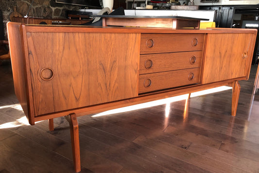 Danish MCM Teak TV Records Media Console 63"LOW profile, perfect - Mid Century Modern Toronto