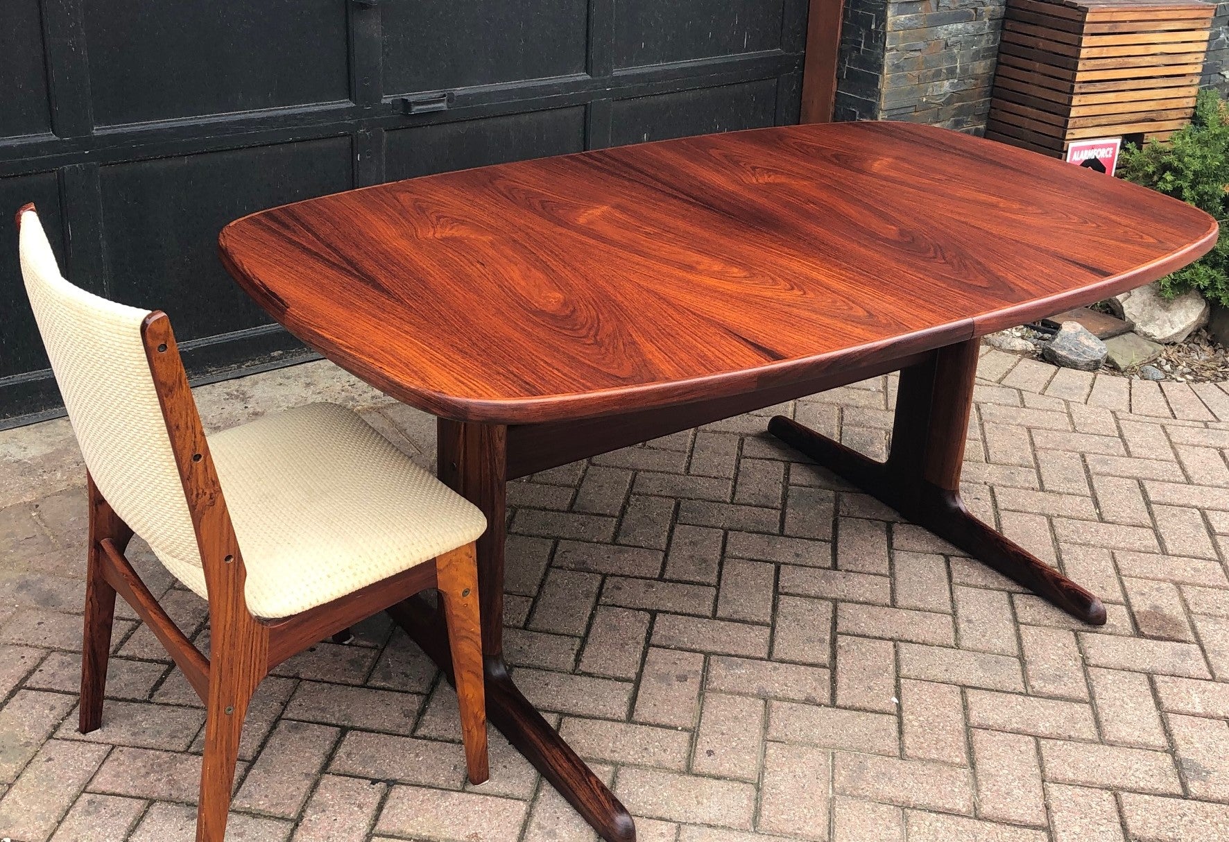 REFINISHED Large Danish MCM Rosewood Table 2 Leaves 65-108.5" PERFECT, treated for durability - Mid Century Modern Toronto