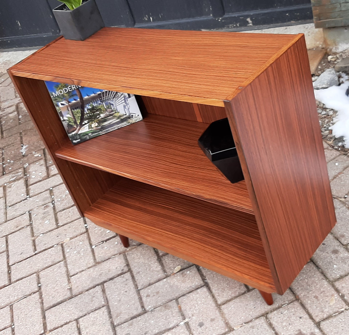 RESTORED Small Danish MCM Rosewood Bookcase Display 34