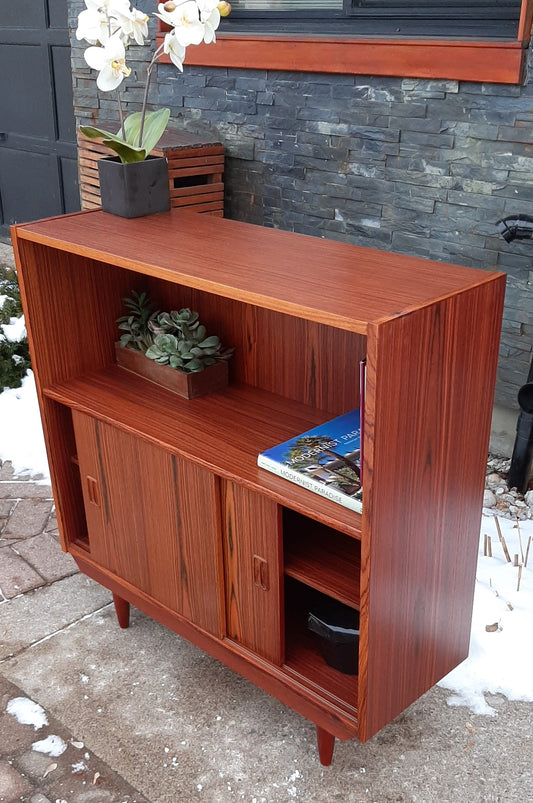 REFINISHED Danish MCM Rosewood Cabinet with sliding doors & display, compact & narrow 34", perfect - Mid Century Modern Toronto